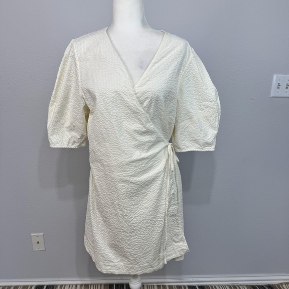 Everlane Dress Women's 10 Bone Seersucker Wrap V Neck Balloon Sleeve Mini - Picture 1 of 14